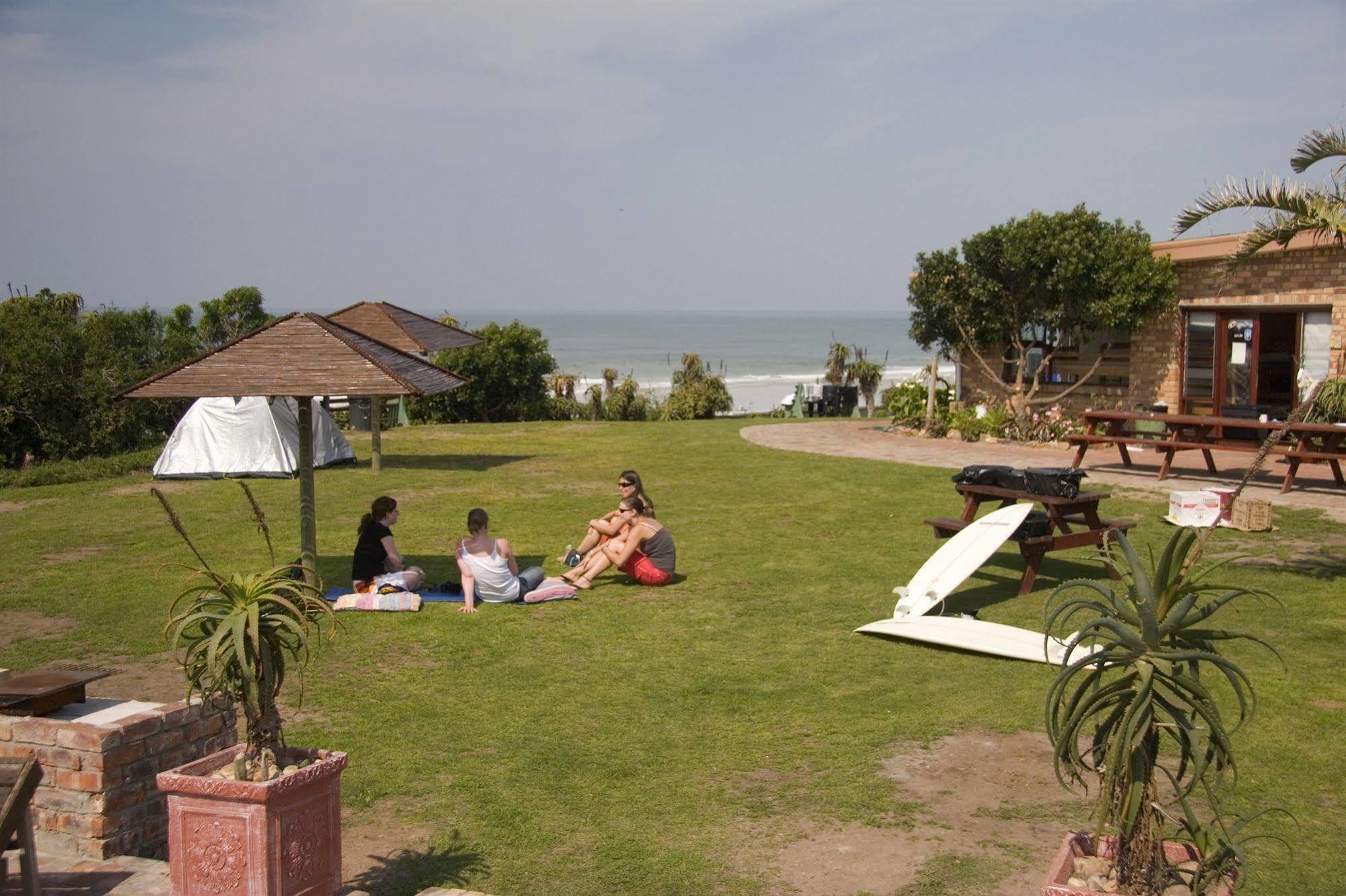Hostel Island Vibe Jeffreys Bay Exterior foto